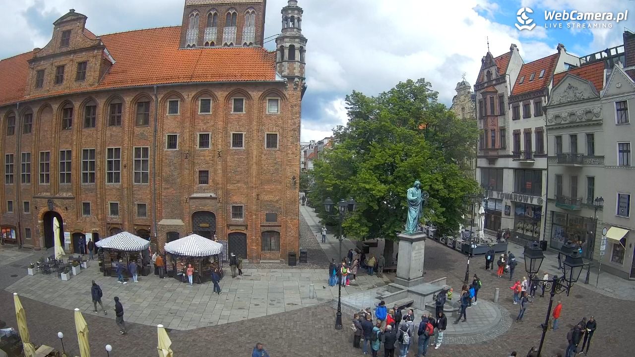 Toruń - widok na Rynek Staromiejski NOWOŚĆ - 17 maj 2025, 12:00