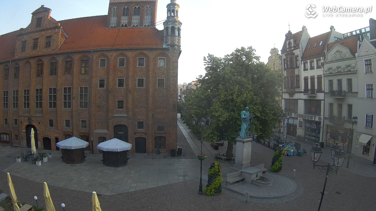Toruń - widok na Rynek Staromiejski NOWOŚĆ - 16 czerwiec 2025, 05:16
