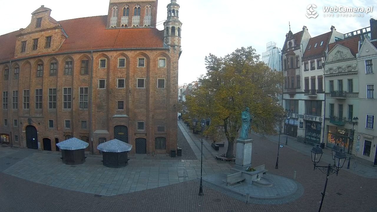 Toruń - widok na Rynek Staromiejski NOWOŚĆ - 01 listopad 2025, 07:13