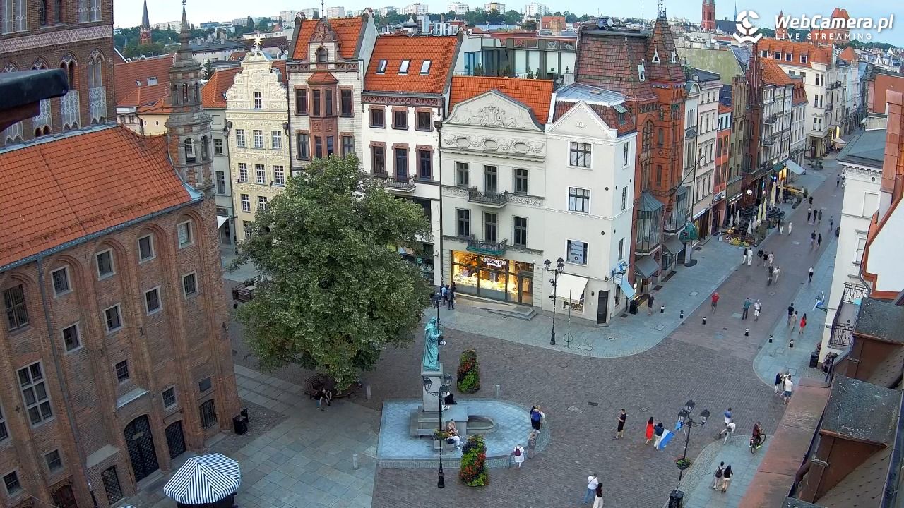 Toruń - widok na Rynek Staromiejski NOWOŚĆ - 21 czerwiec 2026, 21:13