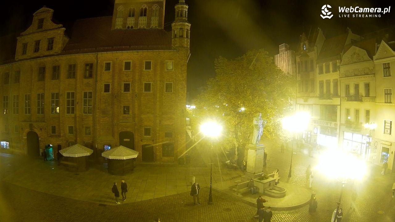 Toruń - widok na Rynek Staromiejski NOWOŚĆ - 31 październik 2025, 19:23