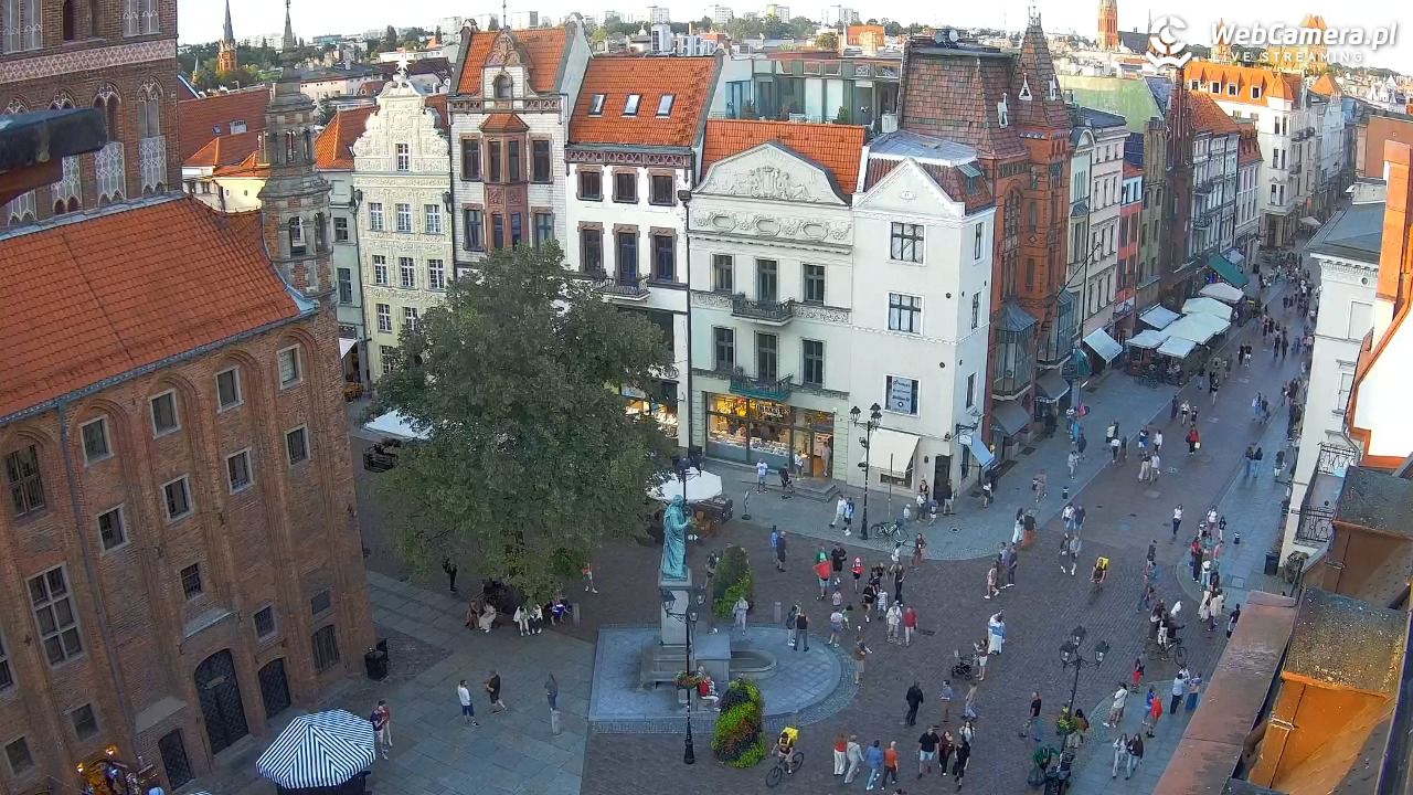 Toruń - widok na Rynek Staromiejski NOWOŚĆ - 08 sierpień 2026, 19:50