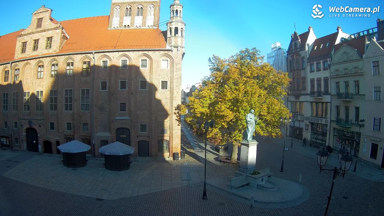 Toruń - widok na Rynek Staromiejski NOWOŚĆ - 01 listopad 2025, 08:57