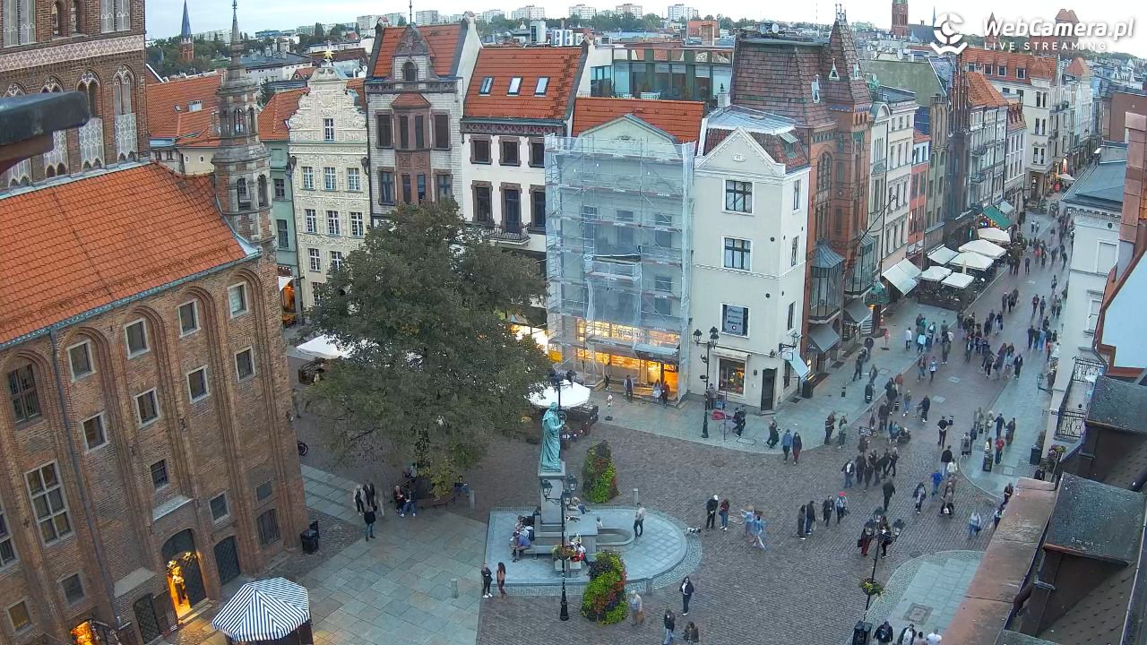 Toruń - widok na Rynek Staromiejski NOWOŚĆ - 19 wresień 2026, 18:39