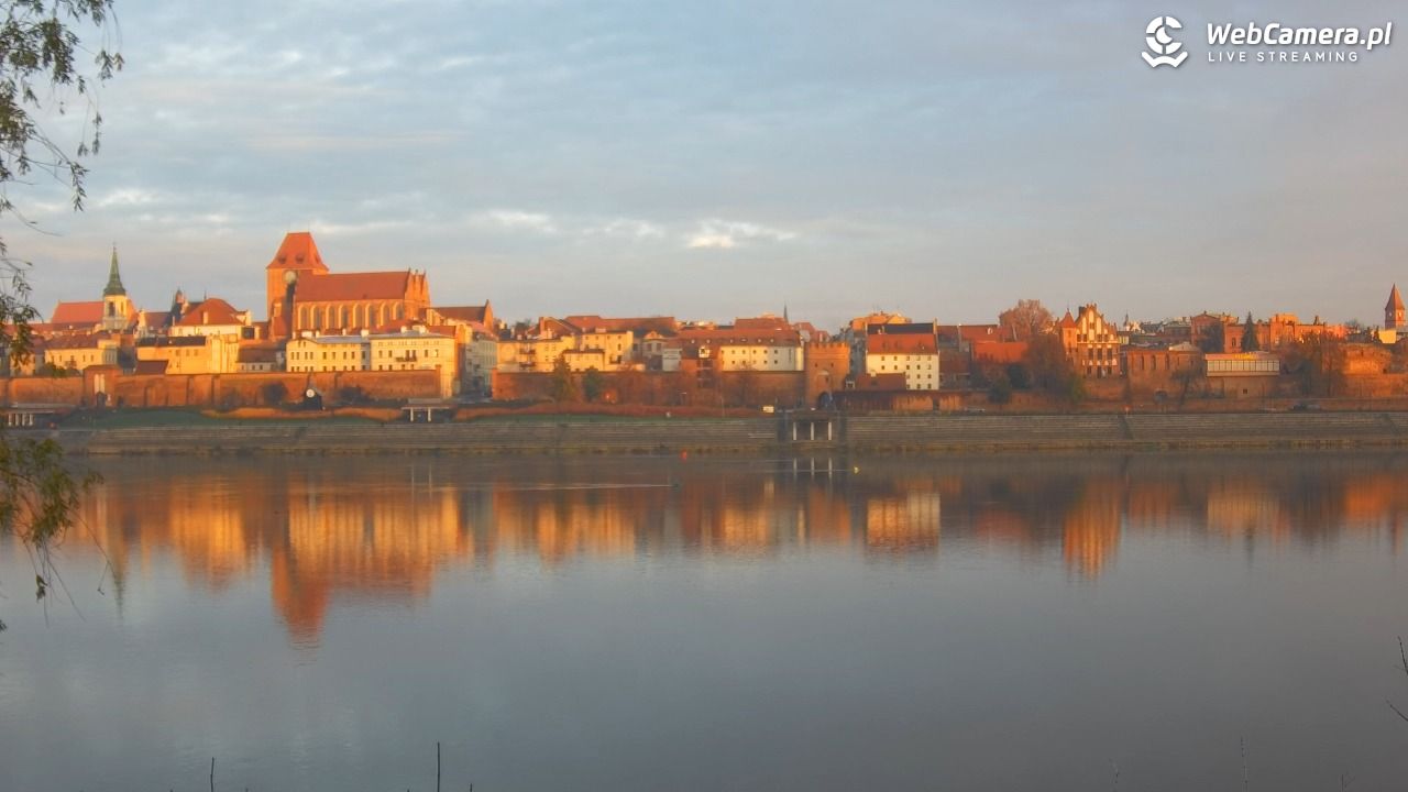 Toruń - panorama miasta NOWOŚĆ - 04 listopad 2025, 07:07