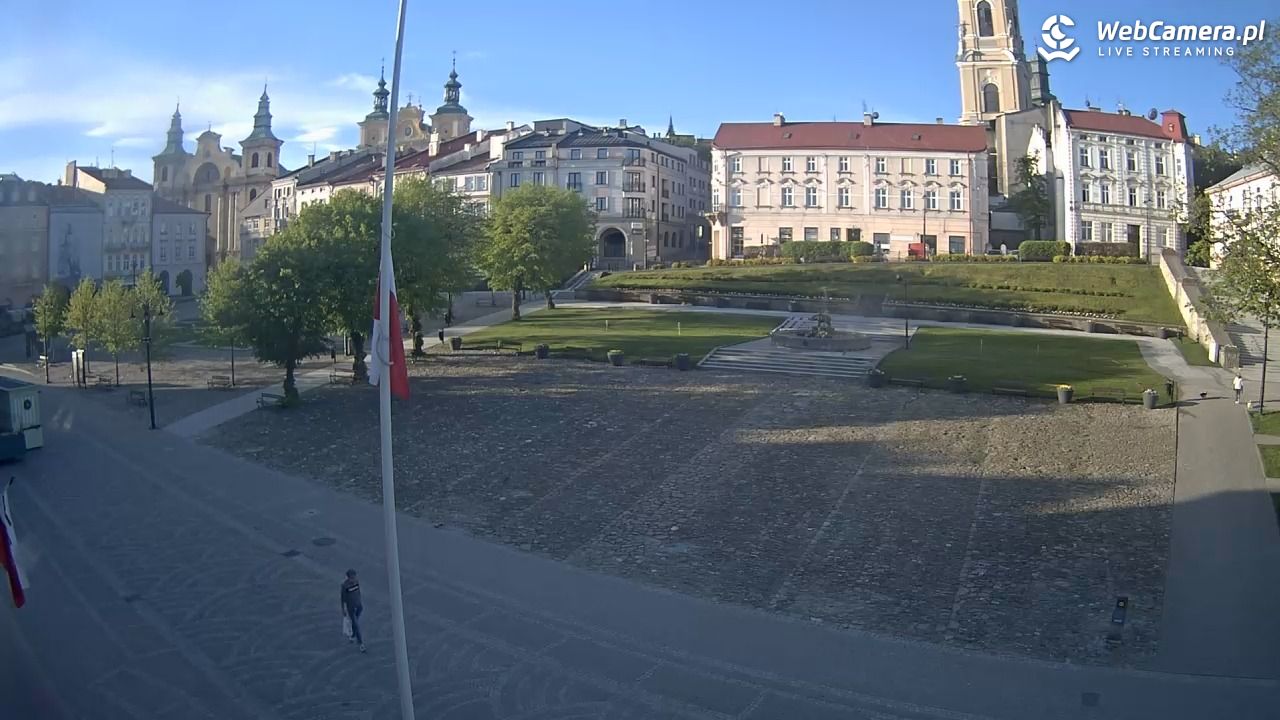 PRZEMYŚL - widok na rynek NOWOŚĆ - 05 maj 2026, 06:20