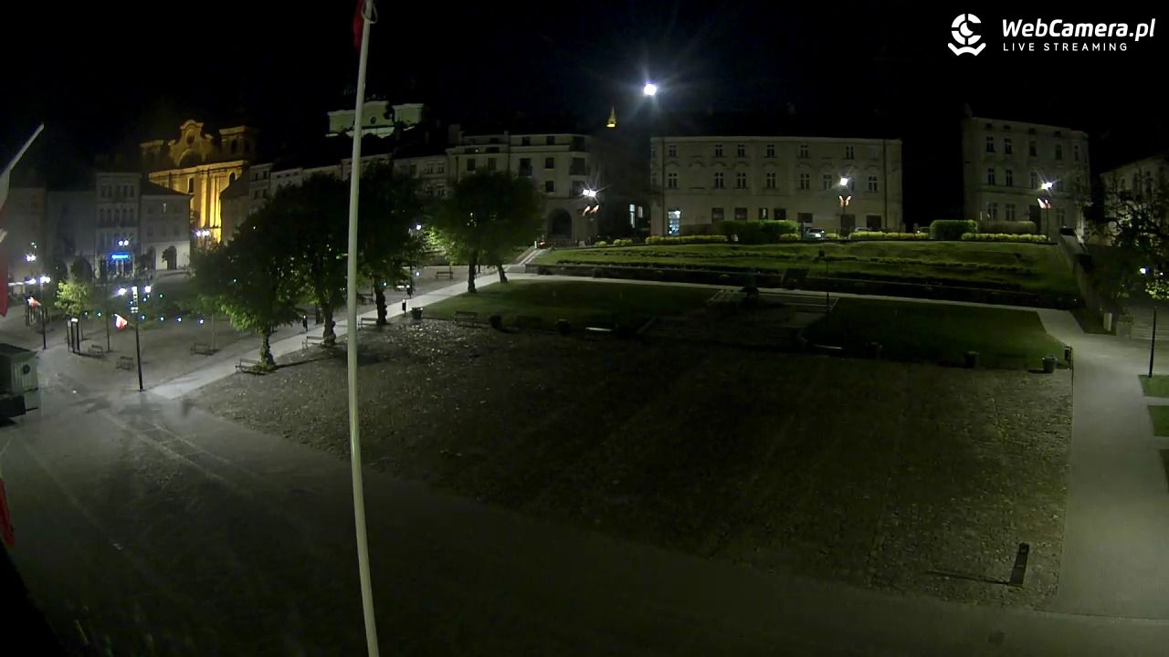 PRZEMYŚL - widok na rynek NOWOŚĆ - 04 maj 2026, 01:13