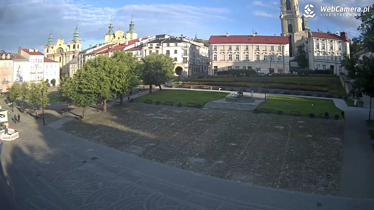 PRZEMYŚL - widok na rynek NOWOŚĆ - 15 czerwiec 2026, 19:15