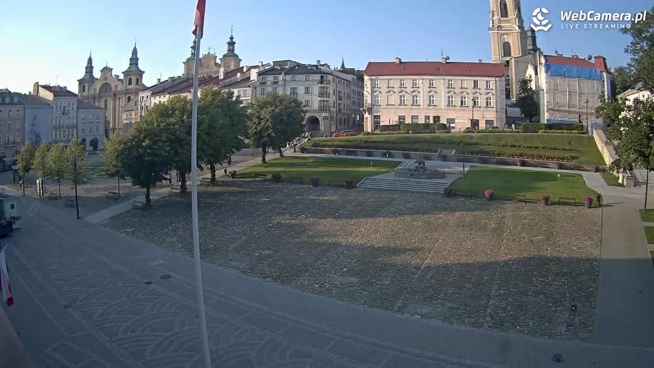 PRZEMYŚL - widok na rynek NOWOŚĆ - 01 sierpień 2026, 06:33
