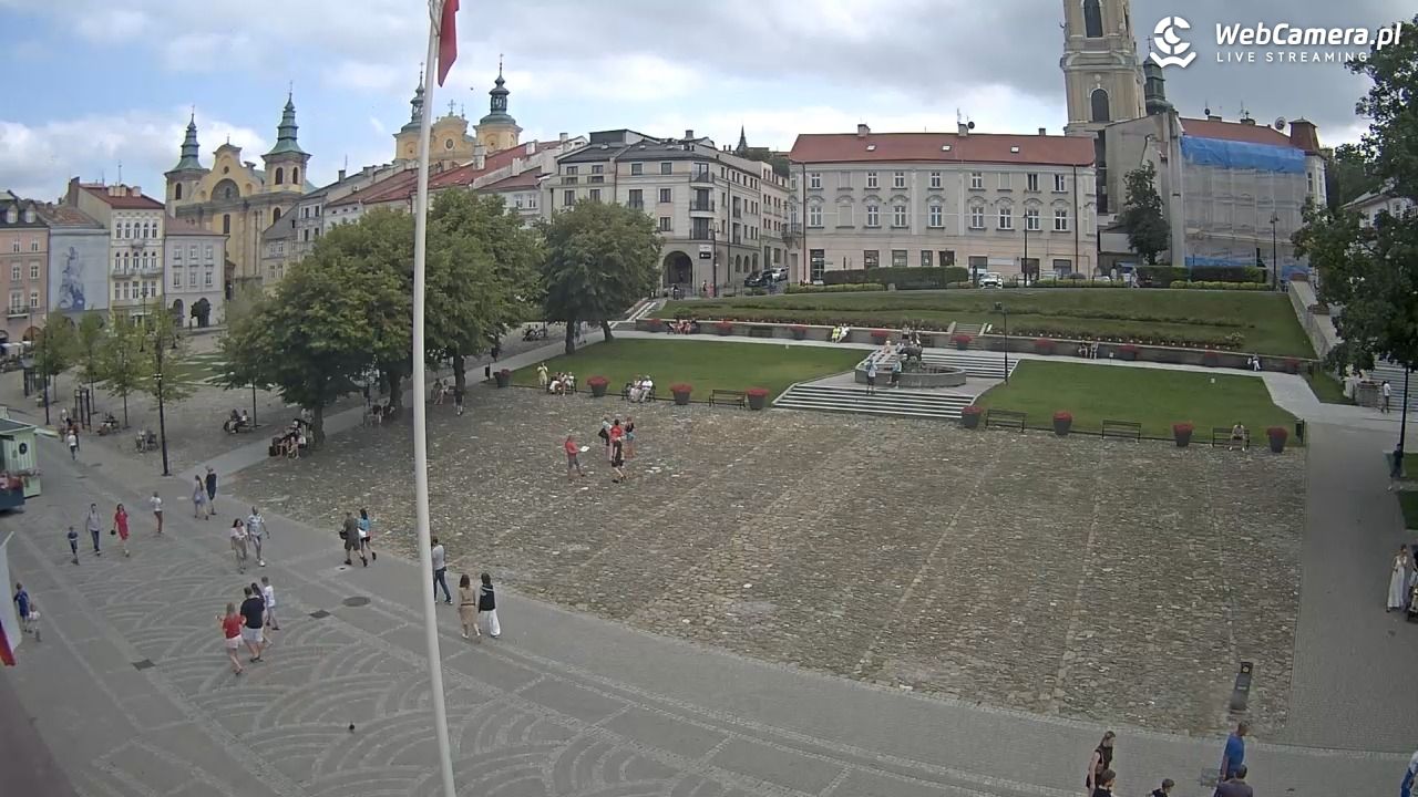 PRZEMYŚL - widok na rynek NOWOŚĆ - 02 sierpień 2026, 15:52