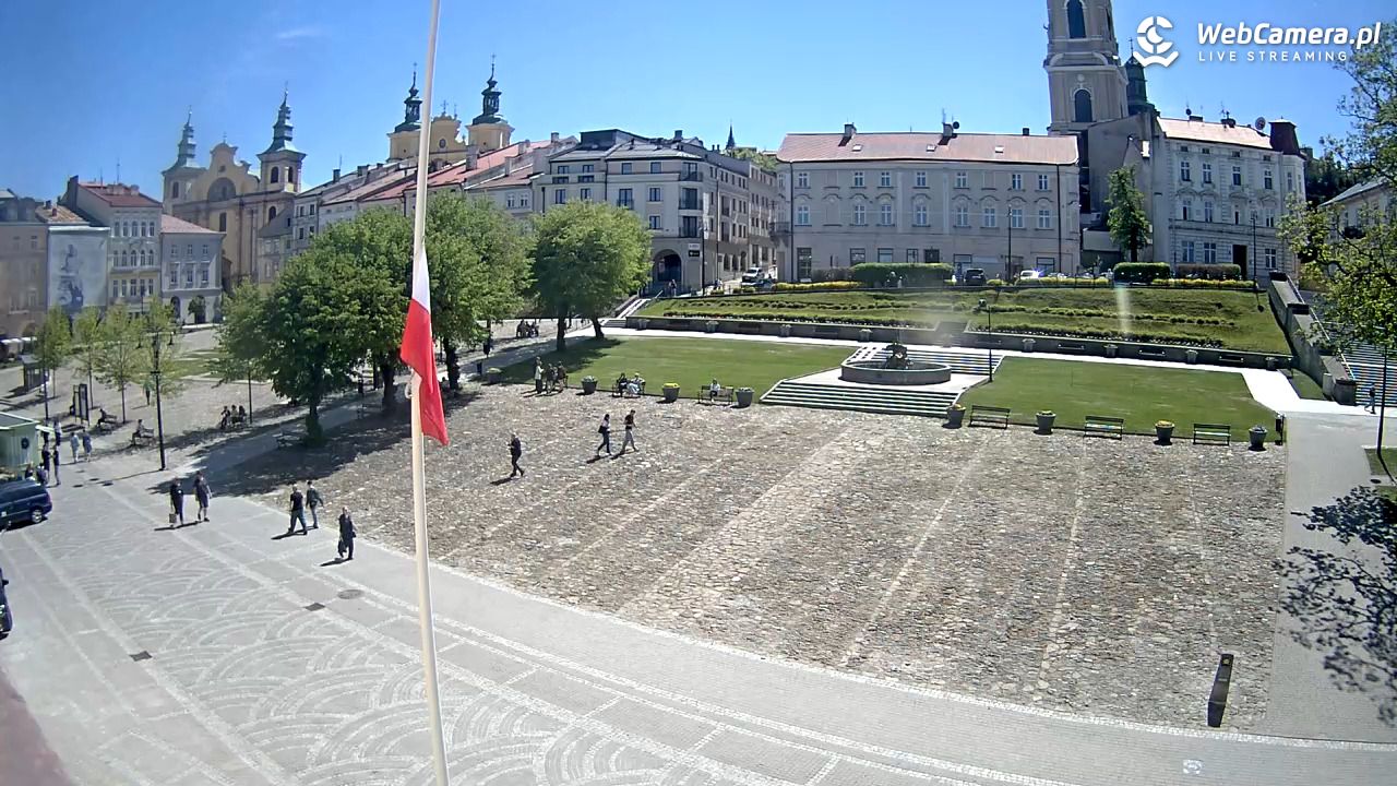 PRZEMYŚL - widok na rynek NOWOŚĆ - 05 maj 2026, 13:04