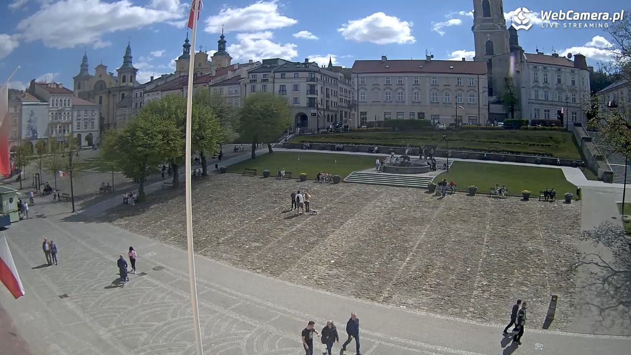 PRZEMYŚL - widok na rynek NOWOŚĆ - 02 maj 2026, 13:33