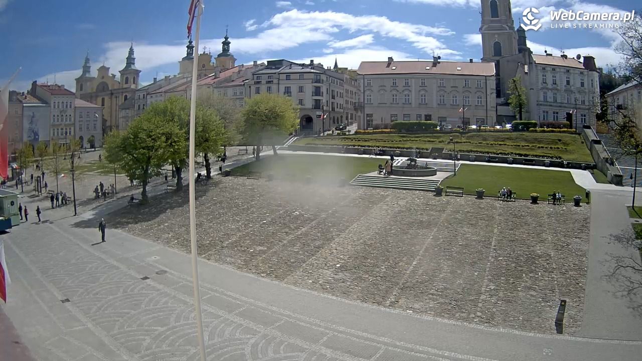 PRZEMYŚL - widok na rynek NOWOŚĆ - 01 maj 2026, 12:46