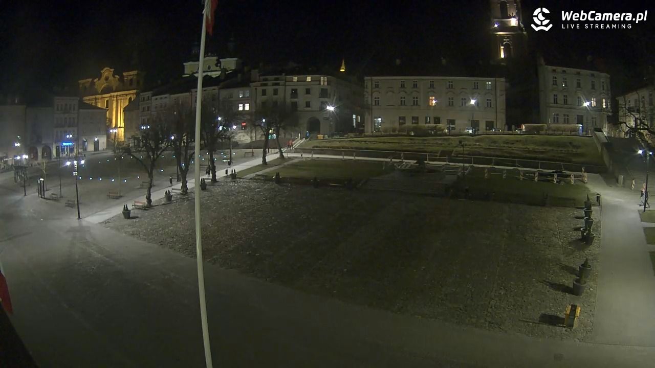 PRZEMYŚL - widok na rynek NOWOŚĆ - 15 marzec 2026, 20:11