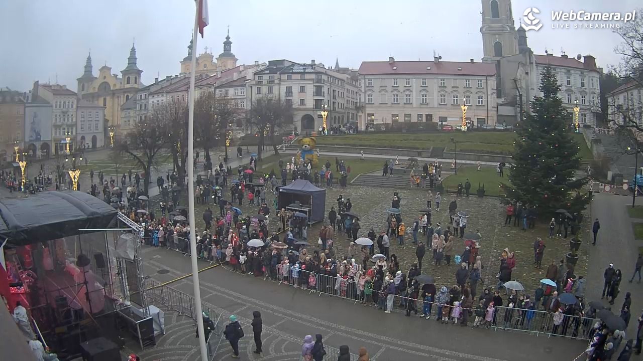 PRZEMYŚL - widok na rynek NOWOŚĆ - 07 grudzień 2025, 15:06