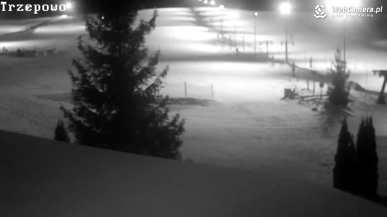 Trzepowo - widok na stok - 16 luty 2026, 18:45