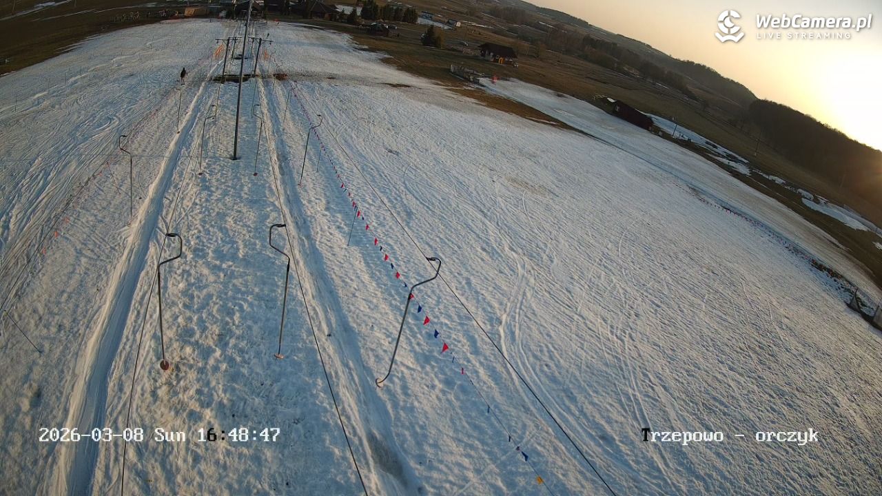 Stacja Narciarska Trzepowo - 08 marzec 2026, 16:49