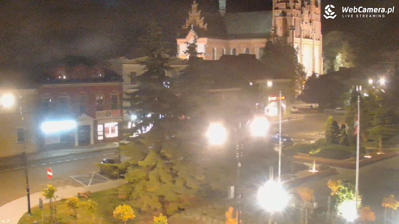 Turek - widok na rynek - 13 październik 2025, 22:13