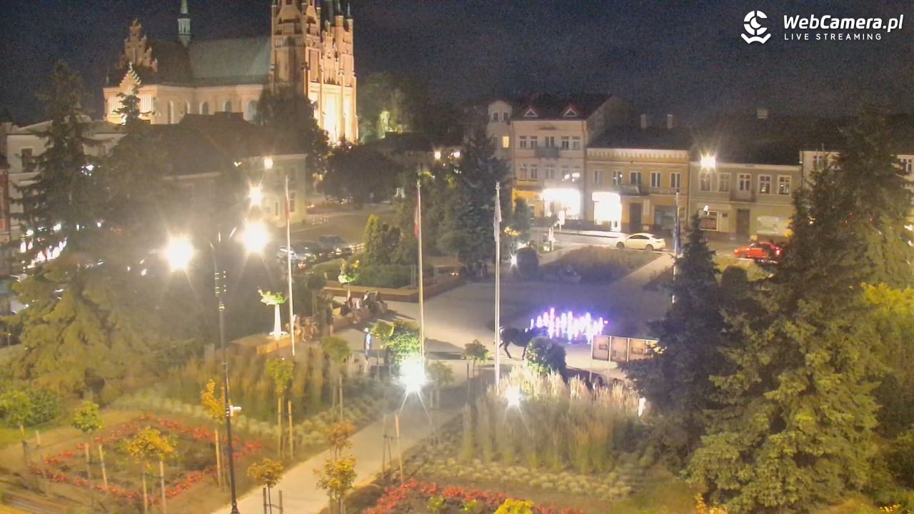 Turek - widok na rynek - 25 lipiec 2026, 22:05