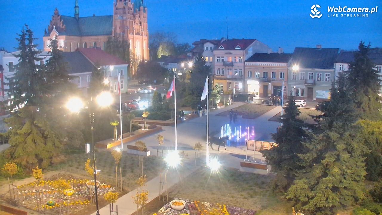 Turek - widok na rynek - 25 kwiecień 2026, 20:36