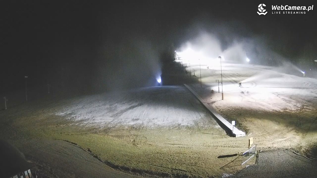 TYLICZ.ski - widok na orczyk - 16 grudzień 2025, 20:37