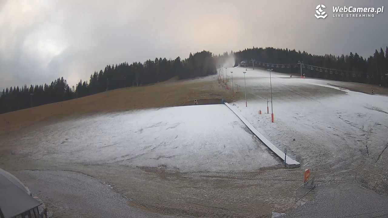 TYLICZ.ski - widok na orczyk - 16 grudzień 2025, 08:07