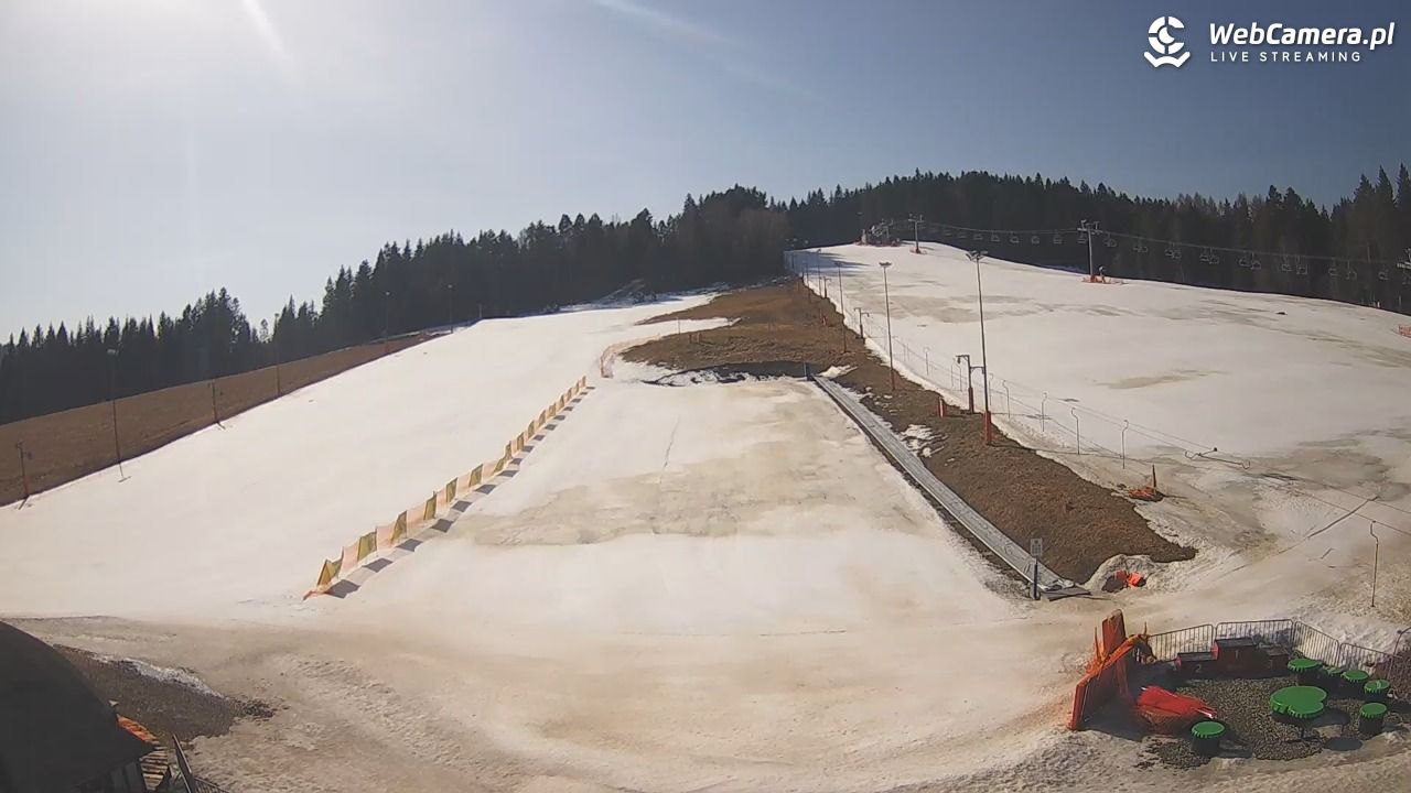 TYLICZ.ski - widok na orczyk - 11 marzec 2026, 10:58