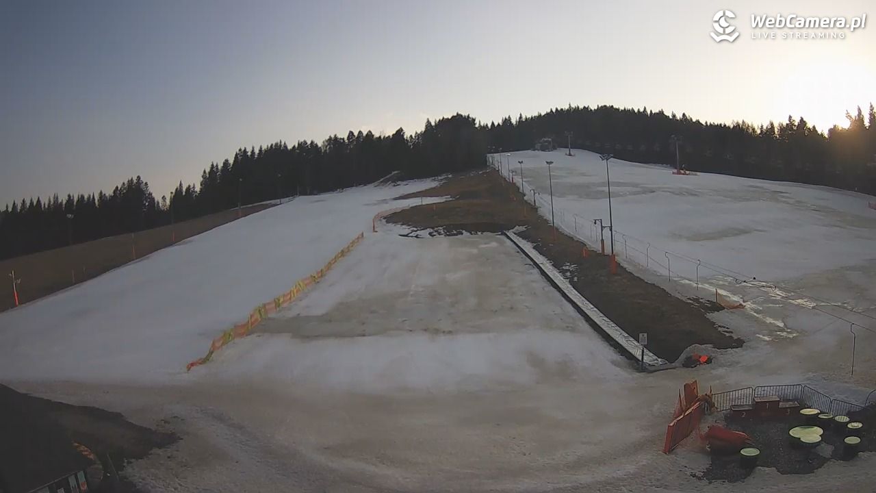 TYLICZ.ski - widok na orczyk - 11 marzec 2026, 16:19