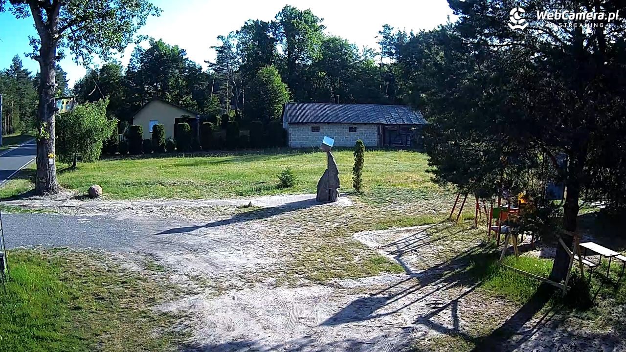 Pomnik UFO w Emilcinie - 27 czerwiec 2026, 06:59