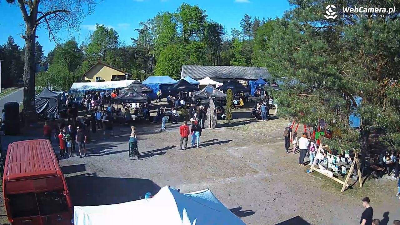 Pomnik UFO w Emilcinie - 10 maj 2026, 16:59