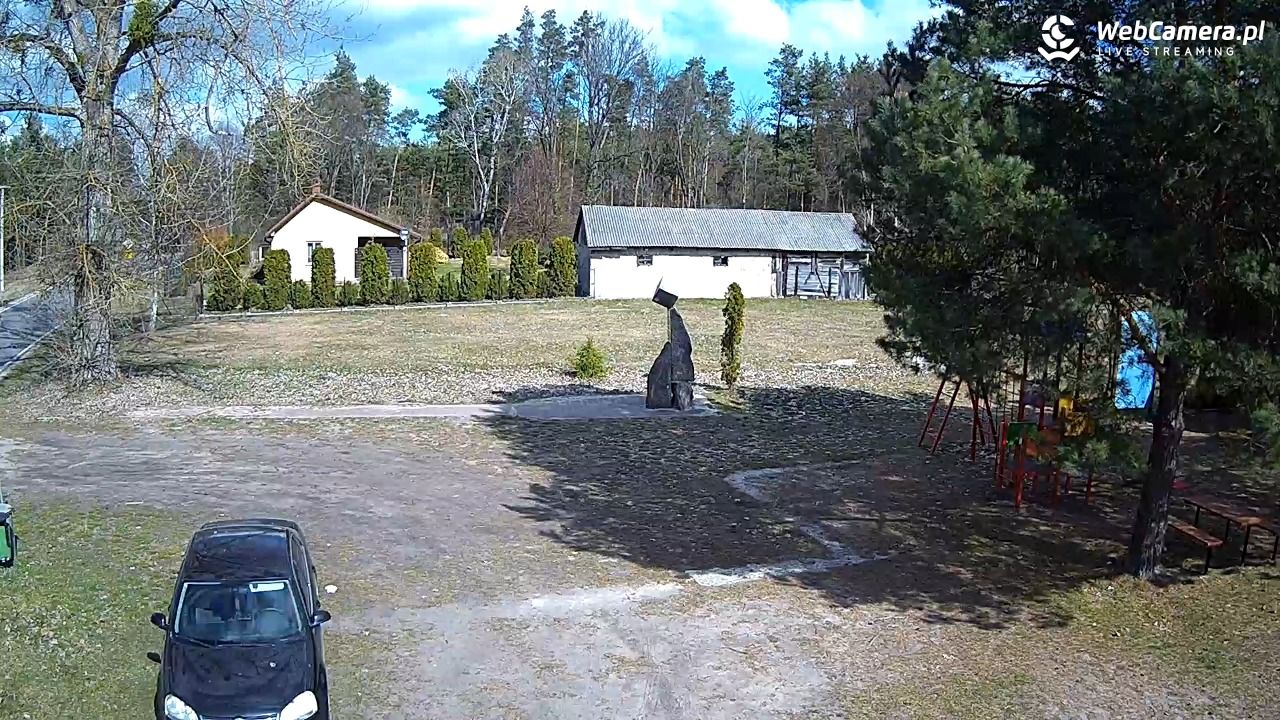 Pomnik UFO w Emilcinie - 21 marzec 2026, 11:15