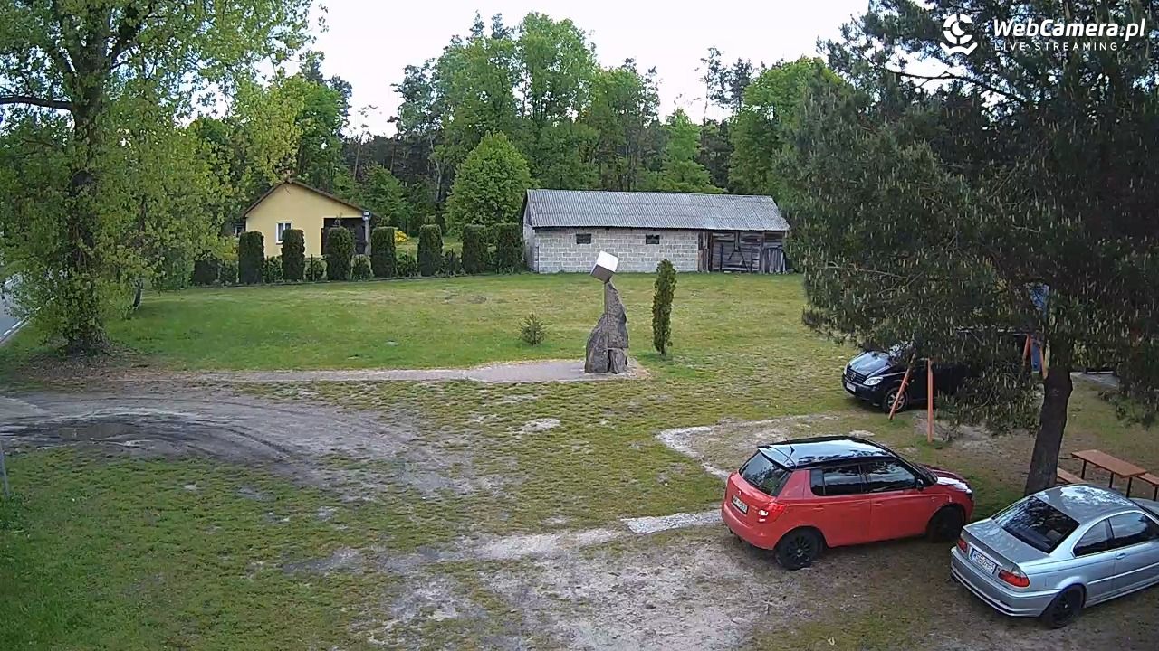 Pomnik UFO w Emilcinie - 17 maj 2025, 19:31