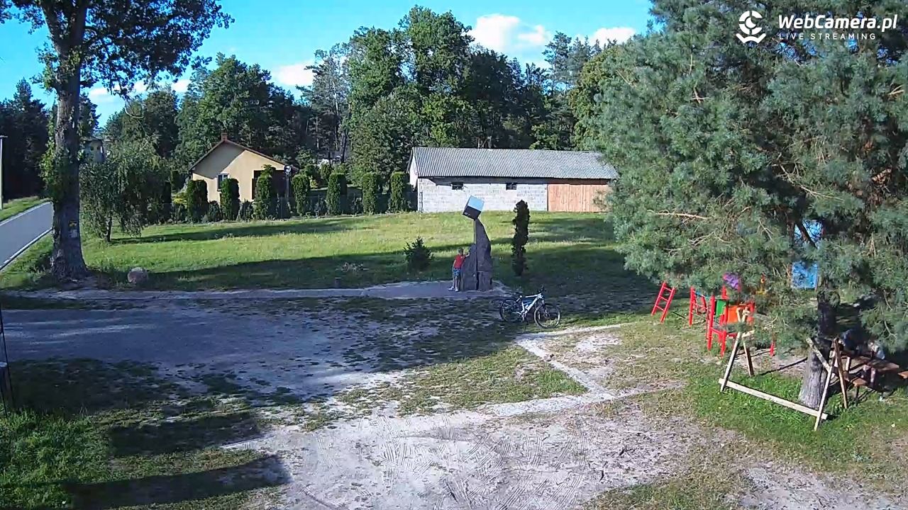 Pomnik UFO w Emilcinie - 12 sierpień 2026, 17:50