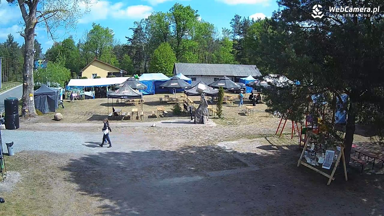 Pomnik UFO w Emilcinie - 10 maj 2026, 10:07