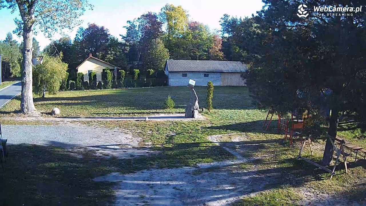 Pomnik UFO w Emilcinie - 02 październik 2026, 08:21