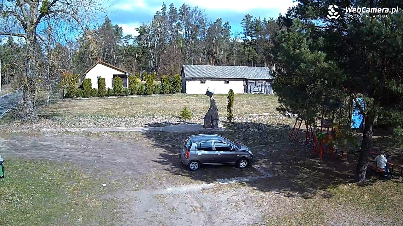 Pomnik UFO w Emilcinie - 21 marzec 2026, 11:06