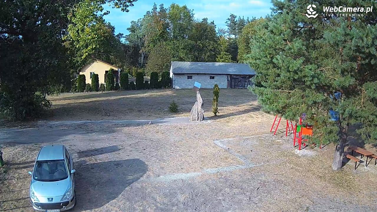 Pomnik UFO w Emilcinie - 03 wresień 2025, 17:12