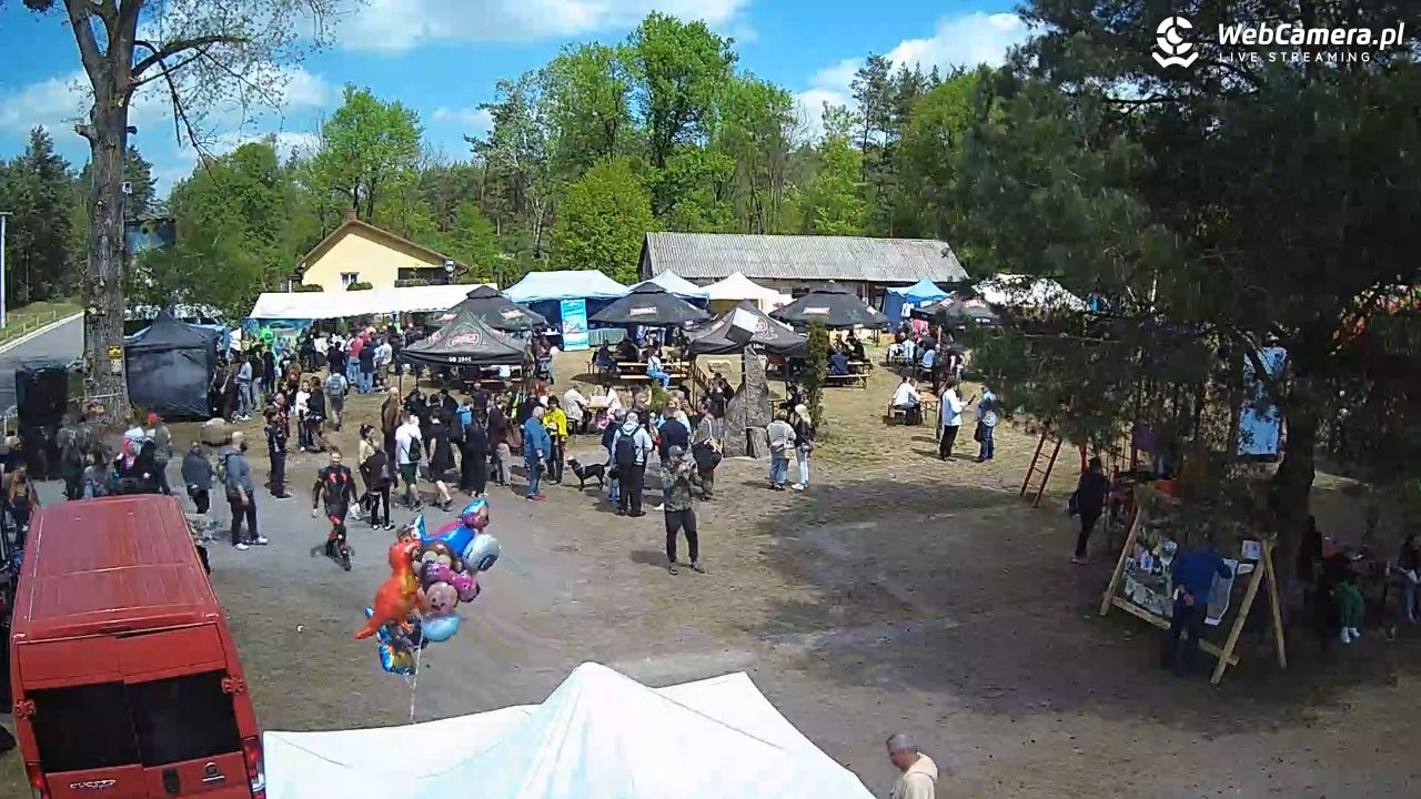 Pomnik UFO w Emilcinie - 10 maj 2026, 12:29