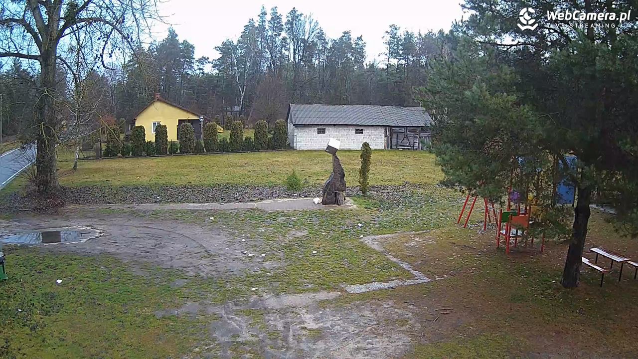 Pomnik UFO w Emilcinie - 11 grudzień 2025, 08:30