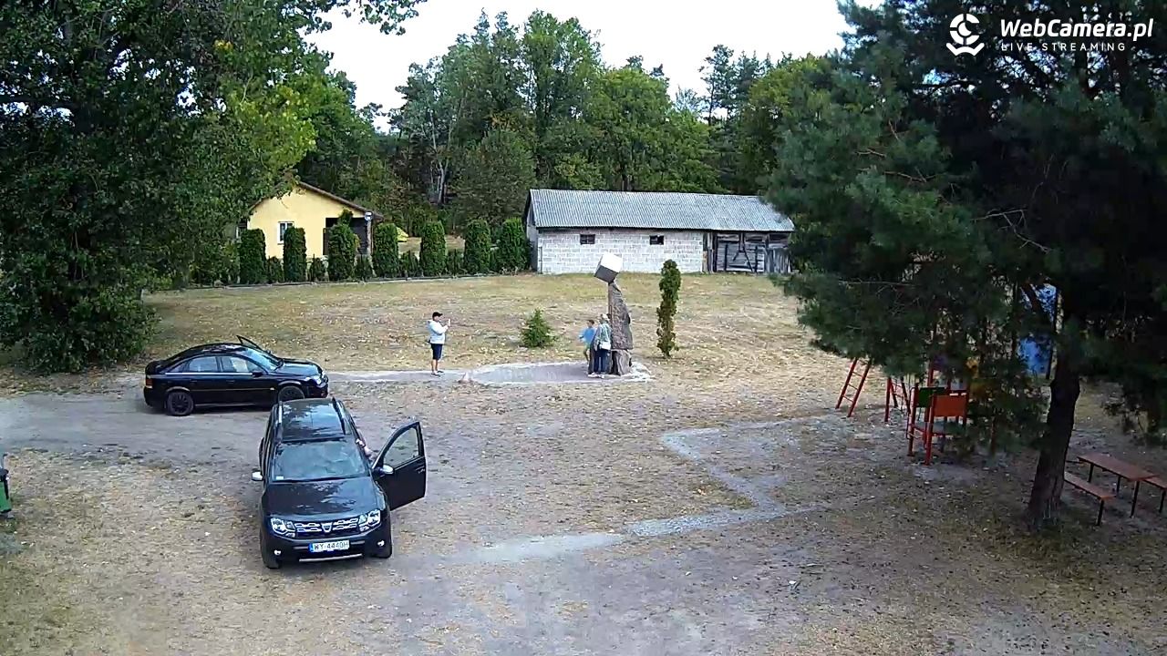 Pomnik UFO w Emilcinie - 23 sierpień 2025, 11:37