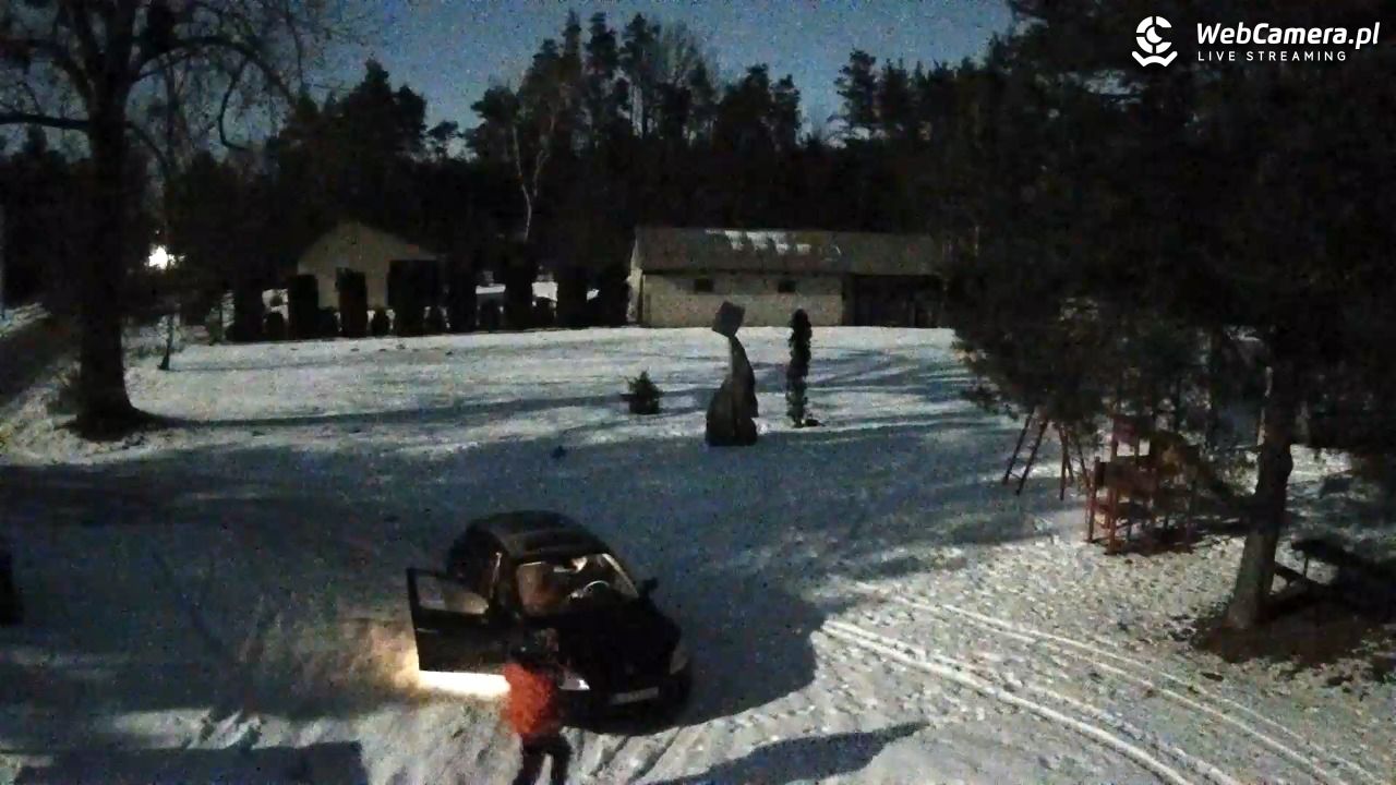 Pomnik UFO w Emilcinie - 01 luty 2026, 04:25