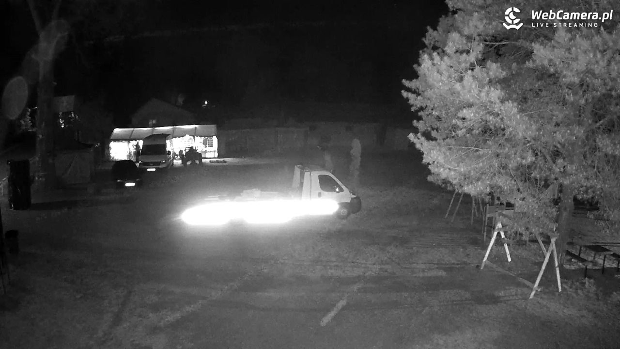 Pomnik UFO w Emilcinie - 10 maj 2026, 23:09