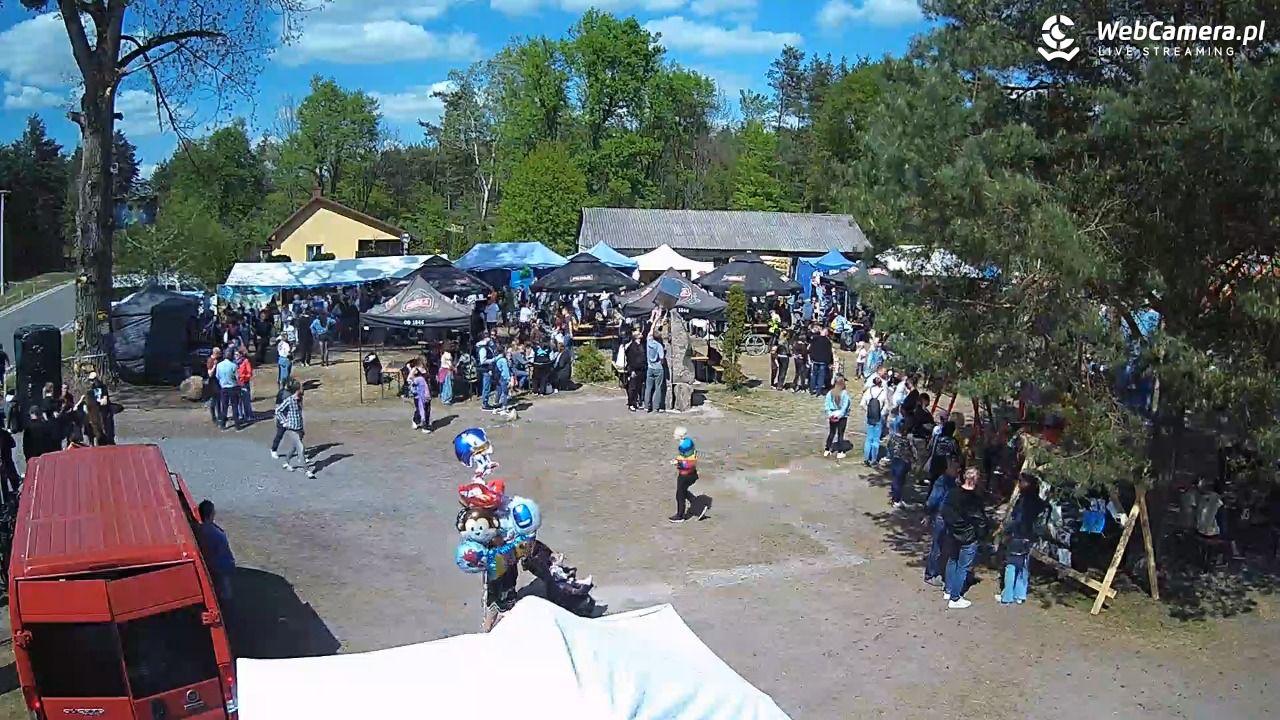 Pomnik UFO w Emilcinie - 10 maj 2026, 14:43