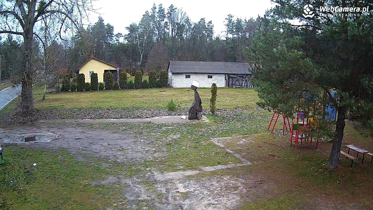 Pomnik UFO w Emilcinie - 14 grudzień 2025, 08:24