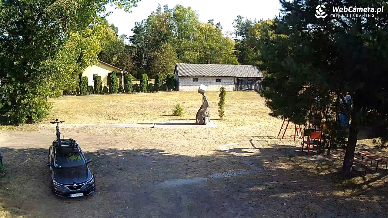 Pomnik UFO w Emilcinie - 02 wresień 2025, 09:28