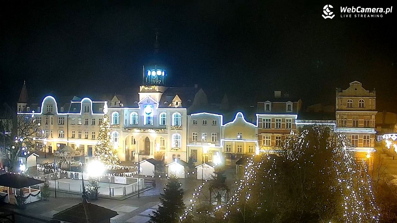 Wejherowo - widok na rynek - 09 grudzień 2025, 22:42