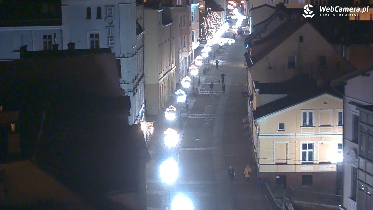 Wejherowo - widok na deptak - 19 grudzień 2025, 21:26