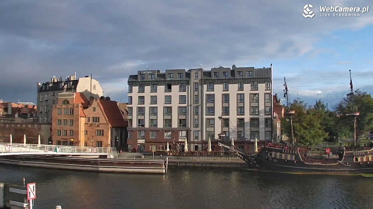 Gdańsk - widok na Motławę - 22 lipiec 2026, 06:12