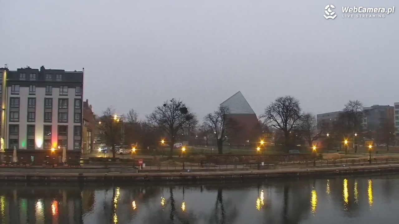 Gdańsk - widok na Motławę - 02 grudzień 2025, 07:29