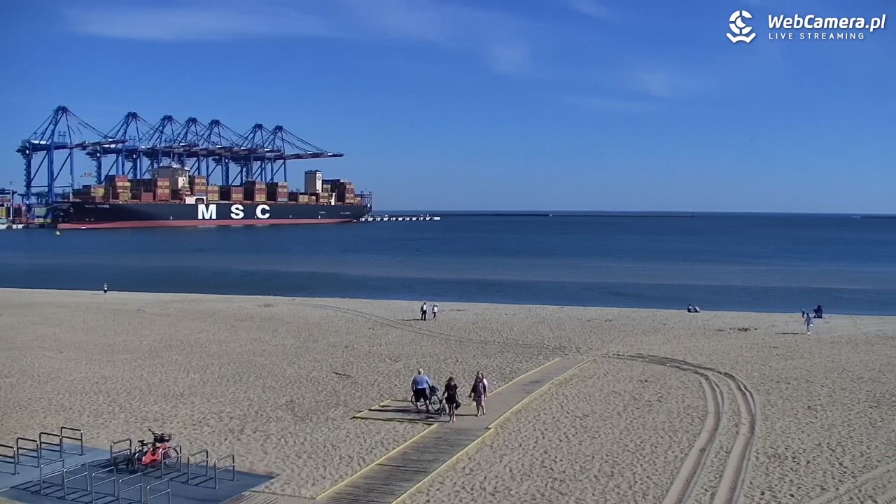 Gdańsk - widok na PLAŻĘ STOGI NOWOŚĆ - 03 maj 2026, 09:07